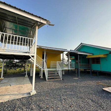 Homestay Denai Harummanis S4 Simpang Empat  외부 사진